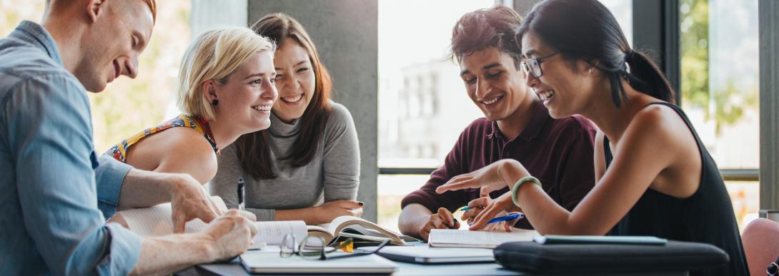 Aide aux étudiants